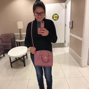 Meet your Posher, Sandrine